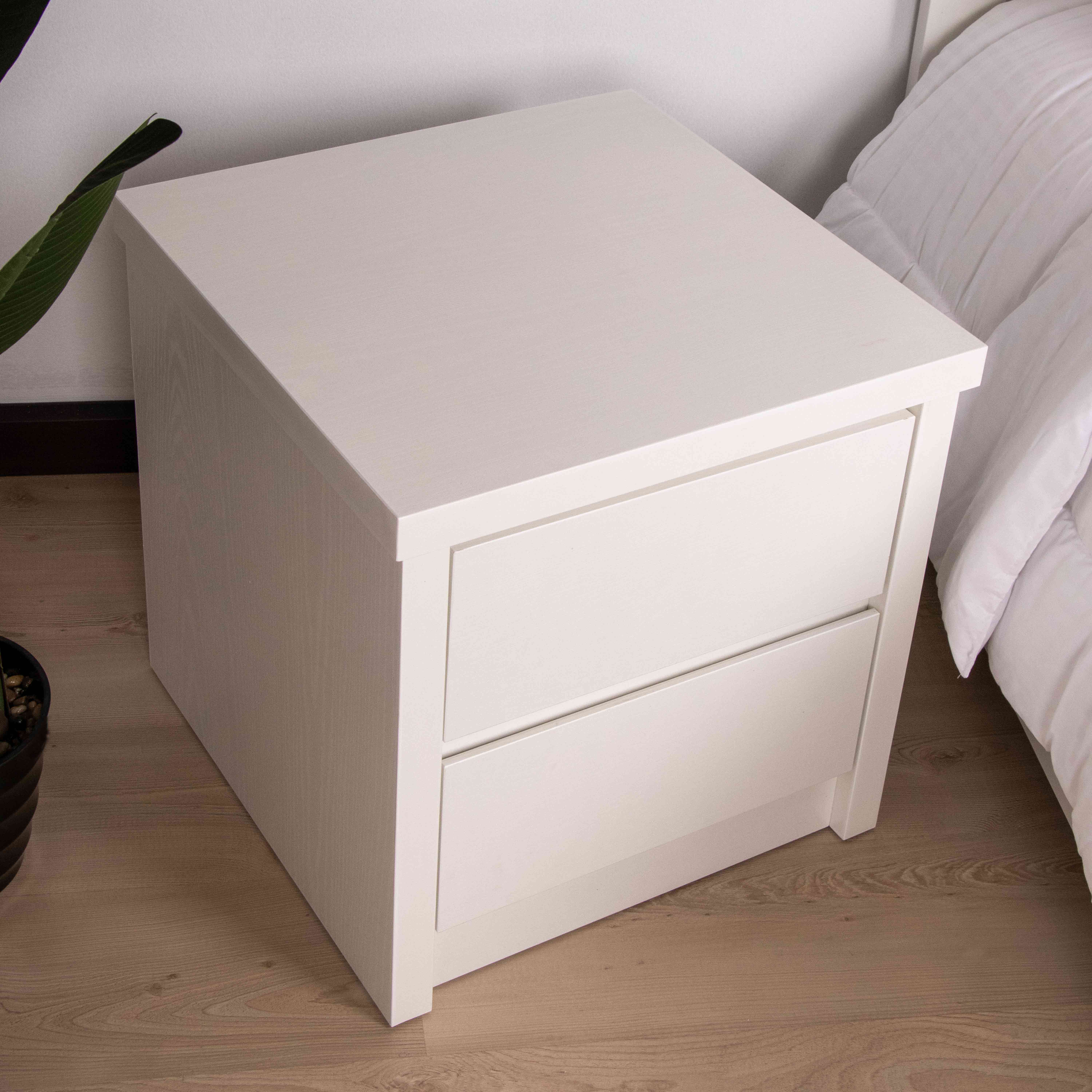 NL-B-NT39B BED SIDE TABLE WITH 2 DRAWER WHITE