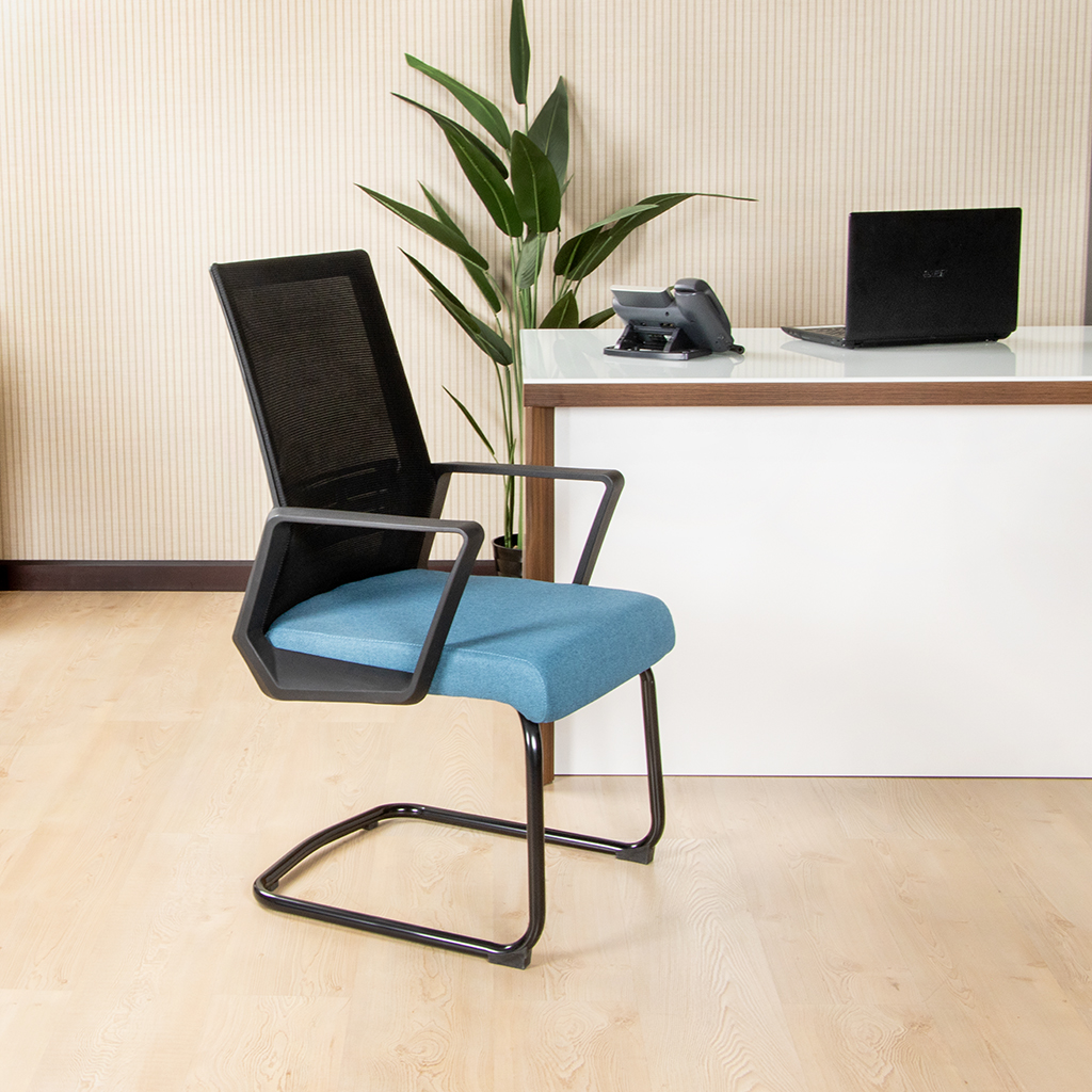 Z-D308 V/CHAIR B/MESH, BLUE SEAT