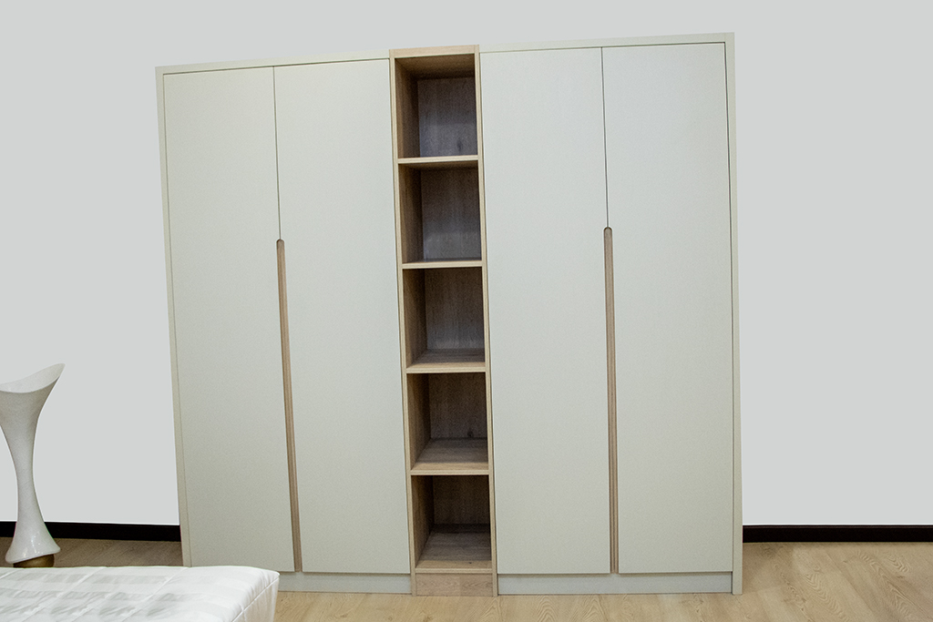 WARDROBE 2408 W2300XH2200XD600 MM BRUSH OAK +NAVIA NATURAL BLUES
