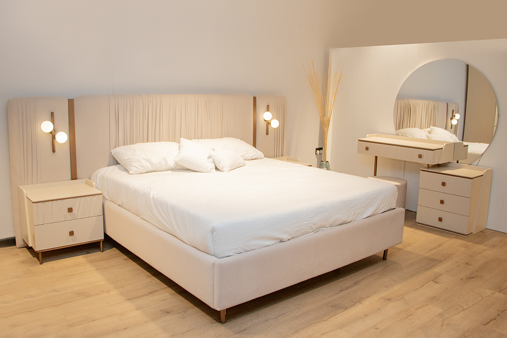 BED ROOM SET Without Mattress