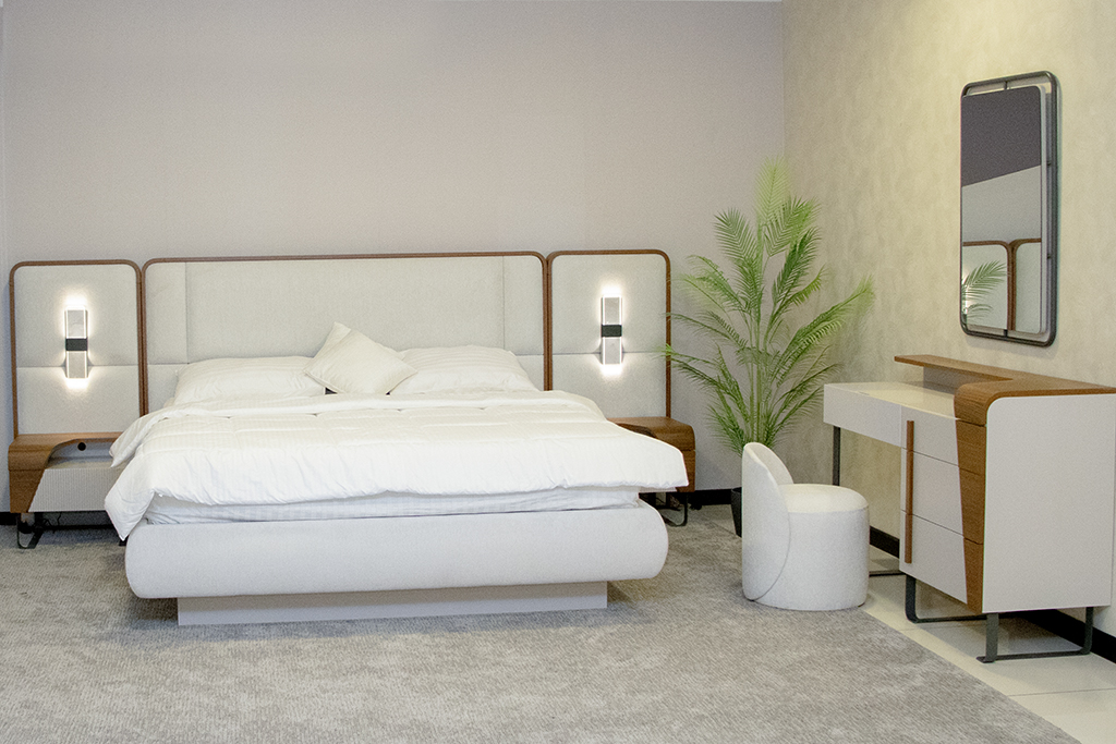 BED ROOM SET Without Mattress