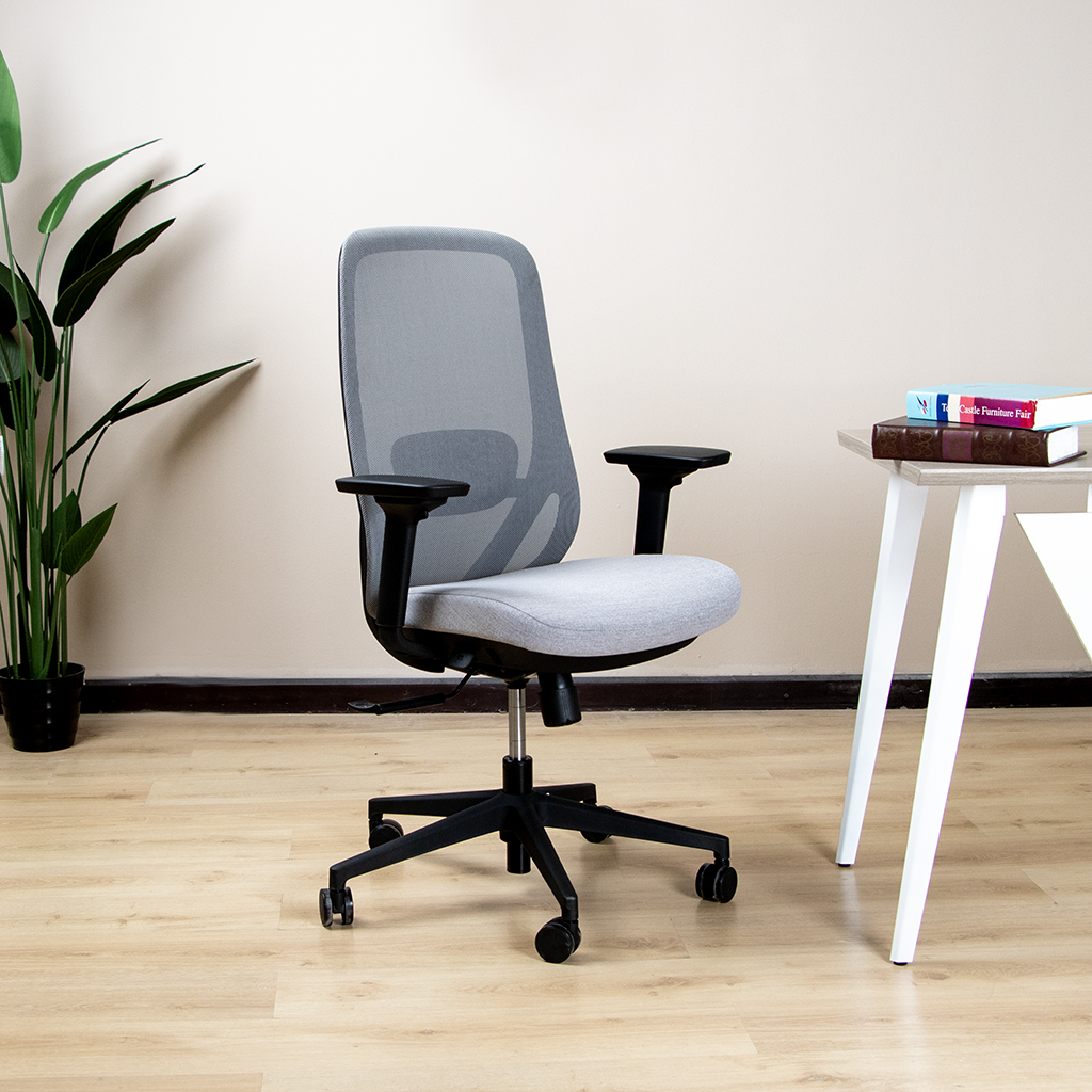 GL-02BMS OFFICE CHAIR COL MD02 GREY MESH WITH SEAT FE03 L/GREY FABRIC