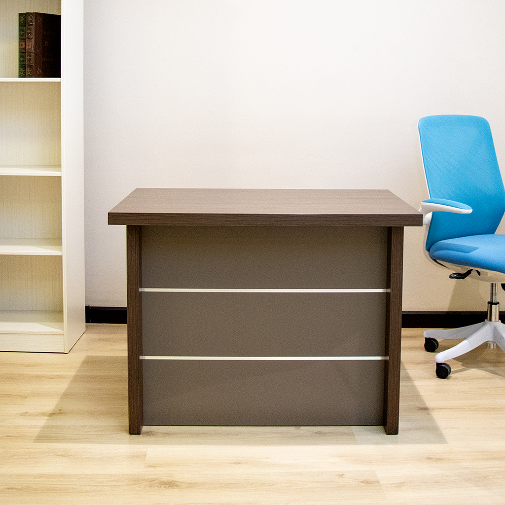MC19113 TABLE W/STEEL LEG 100X70X75CM C50+C42